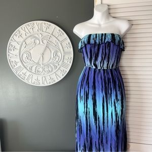 Sleeveless maxi dress